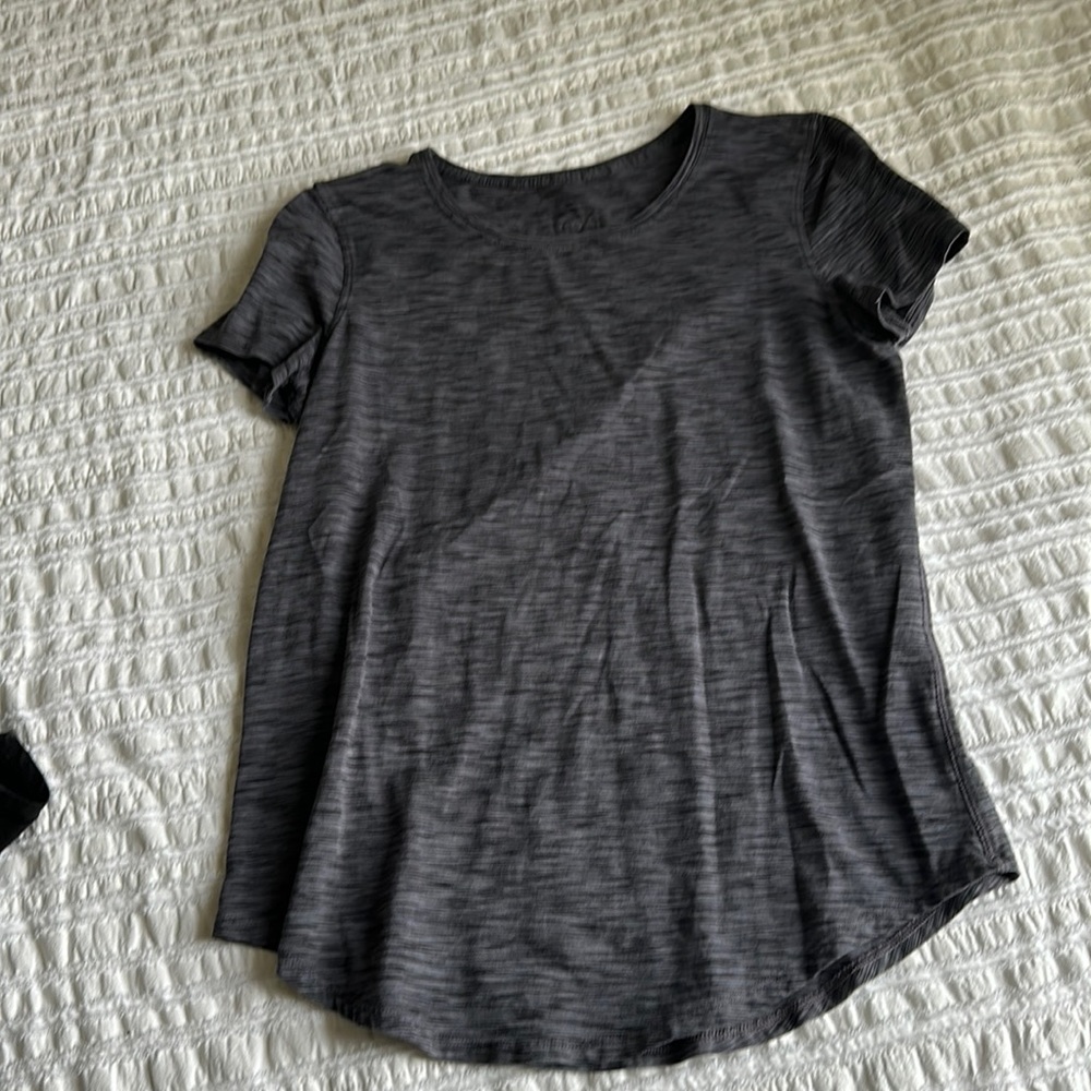 Lululemon love tee